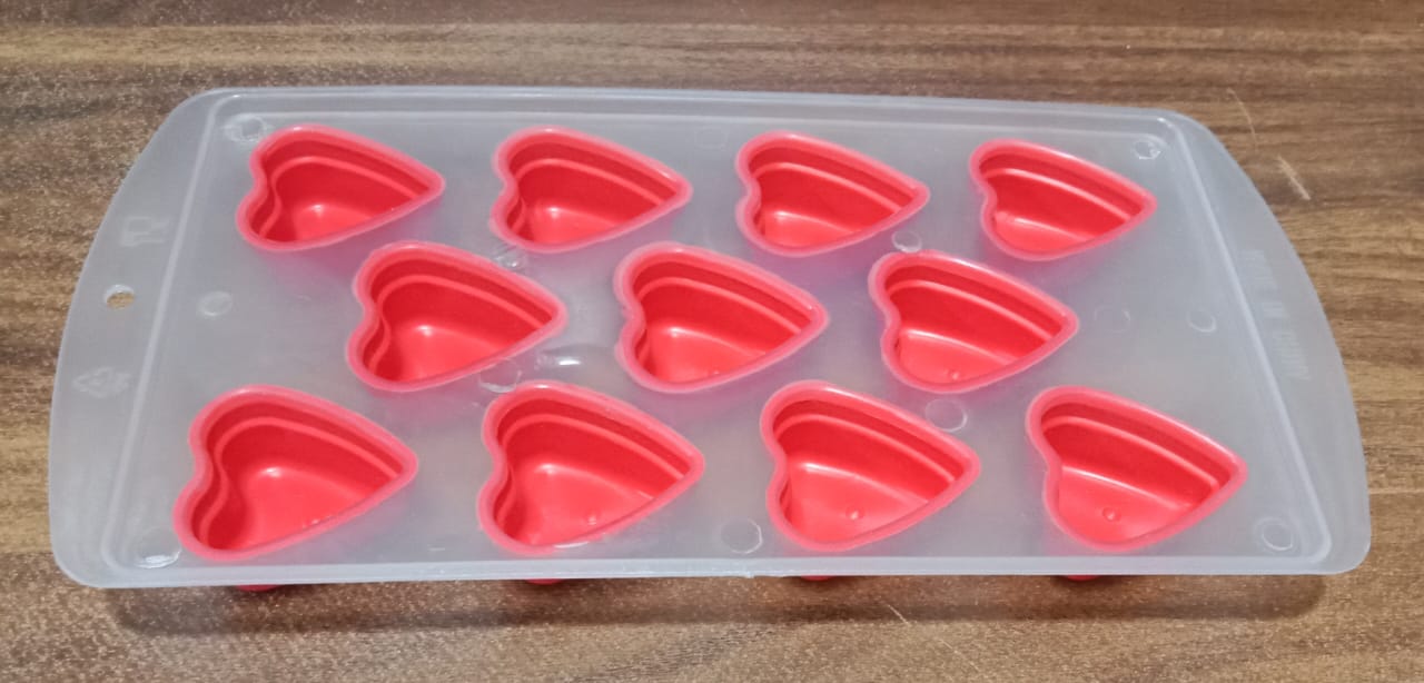 Silicone Mold Ice Cube Tray Creative Sweet Multi Type Ice Tray Buckets, Ice Cube Trays Multi Fruit Shape Ice Tray (1 Pc) Silicone Mold Ice Cube Tray Creative Sweet Multi Type Ice Tray Buckets, Ice Cube Trays Multi Fruit Shape Ice Tray (1 Pc)